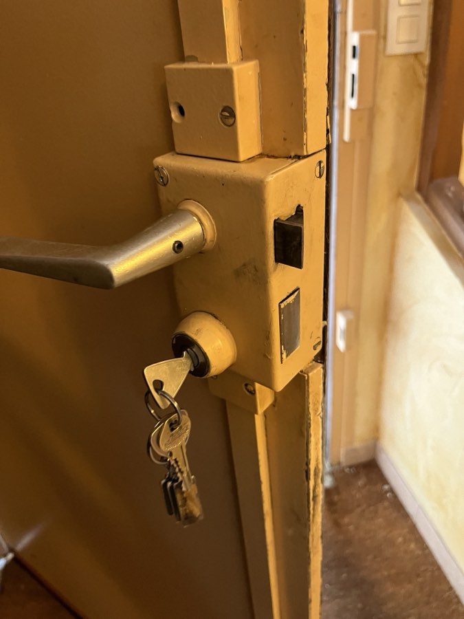 Ouverture porte urgence meulan 2