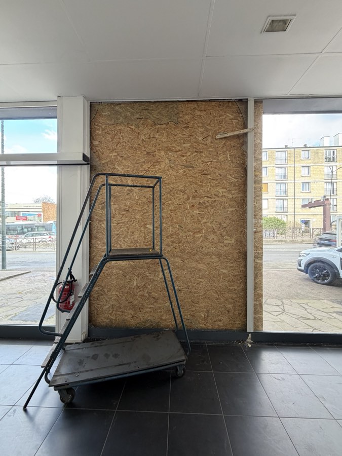 Securisation vitrine brisee saint cyr l ecole